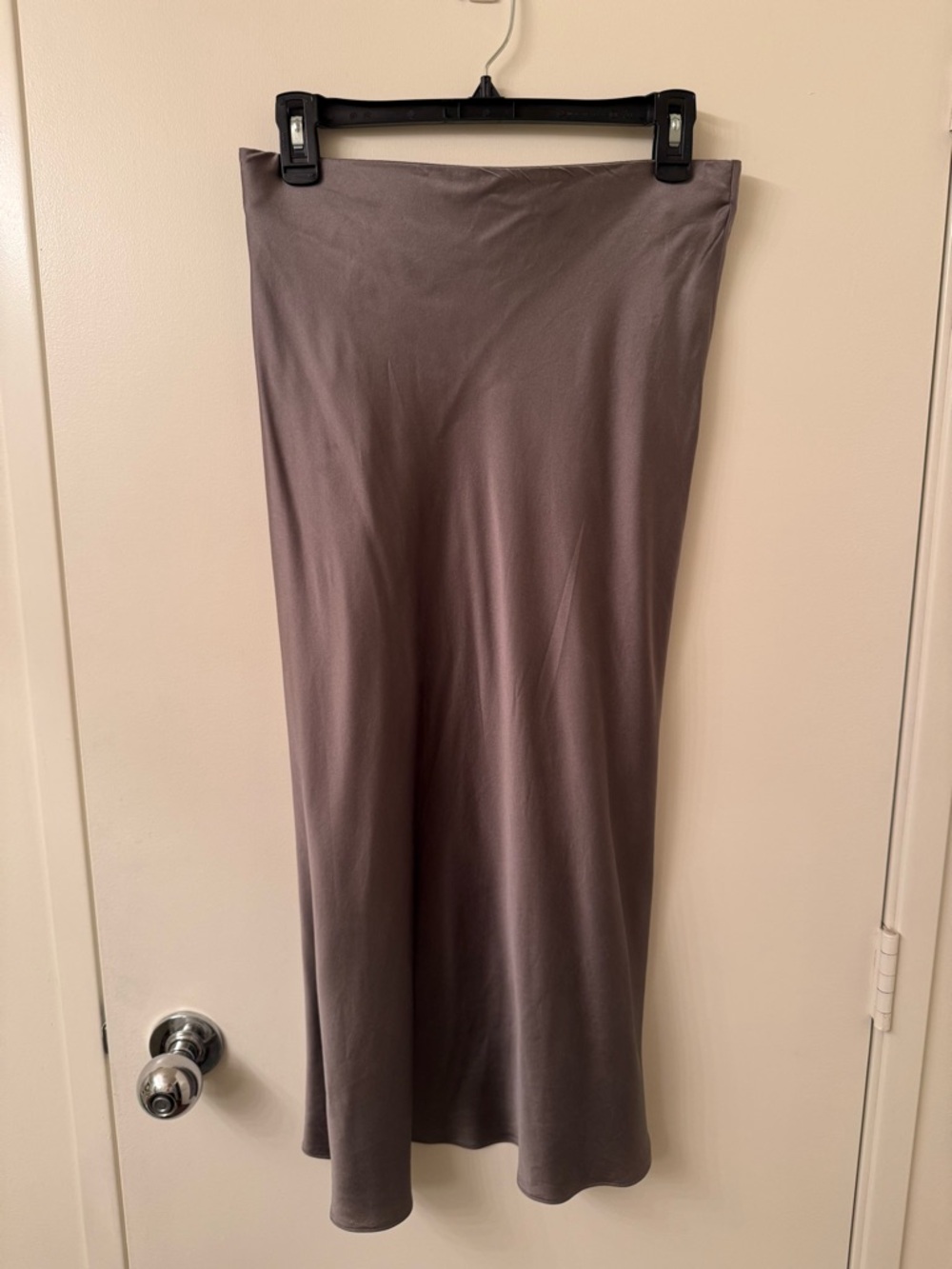 Quince Silk Midi Slip Skirt Size M - Picture 2 of 4